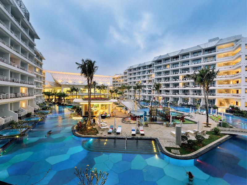 Palace Resort Yalong Bay Sanya Luoyushangcun Экстерьер фото
